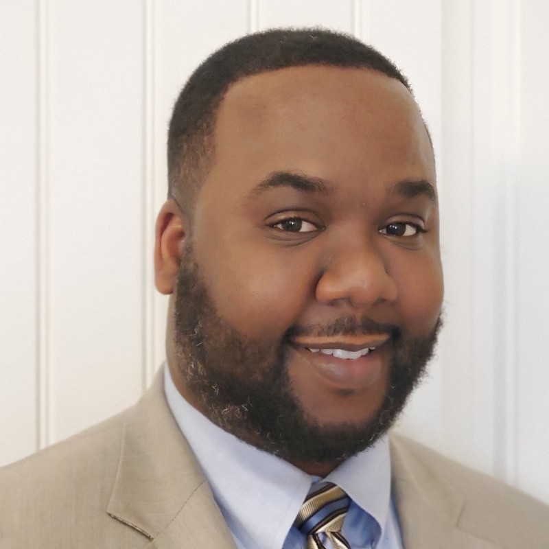 Travis Moorer headshot