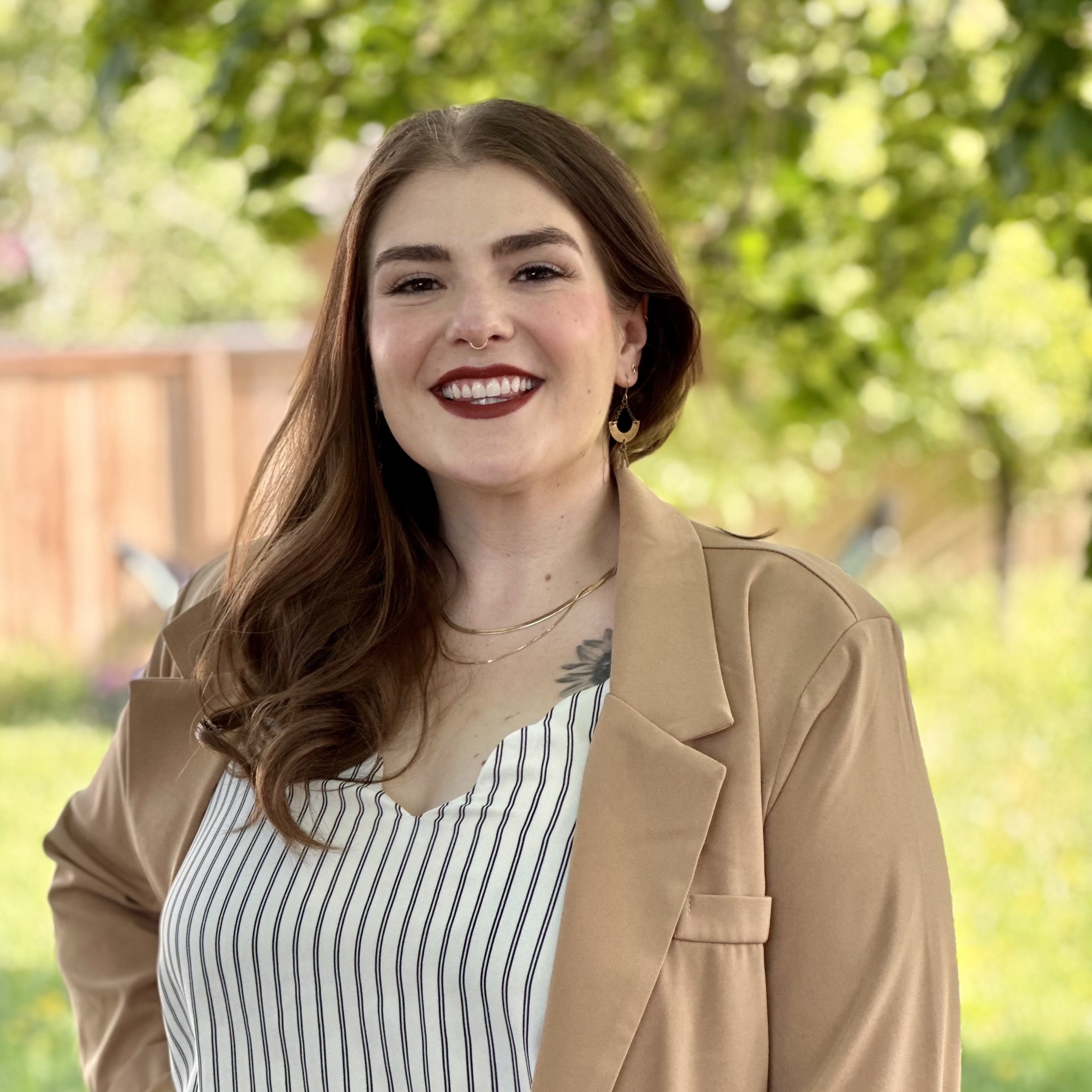 profile picture of Ellen Thompson