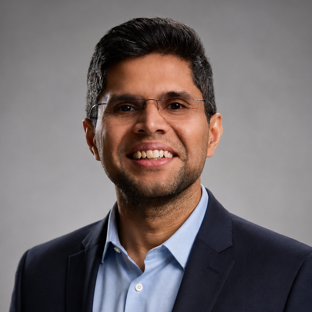 headshot of Shivi Verma